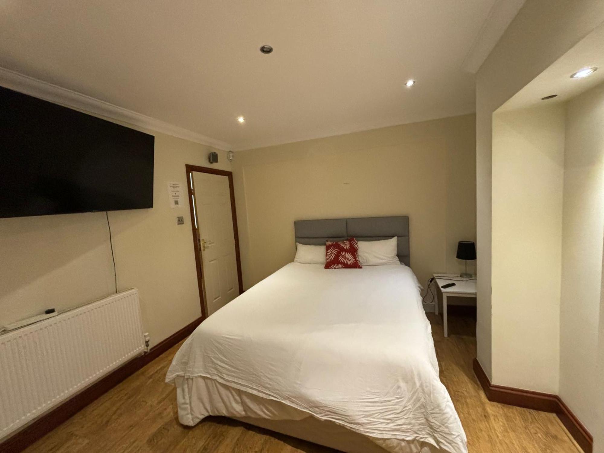 Shared House On Southmead *